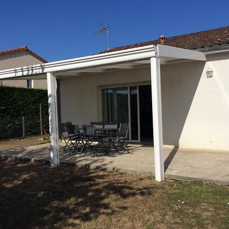 Maison D'Hotes Saint-Julien-l'Ars Buitenkant foto